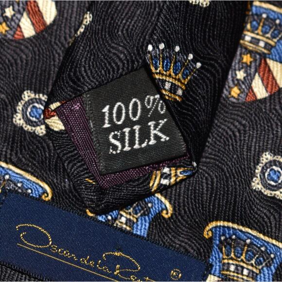 OSCAR DE LA RENTA $390 Made in USA Patriotic Crown Silk Tie‎ Navy - Picture 4 of 4